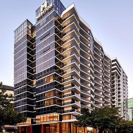 Meriton Suites キャンベラ エクステリア 写真 The completed building